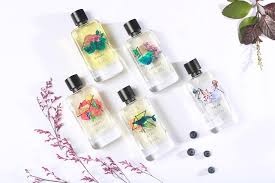 Green Late-Spring Perfumes With Real Depth