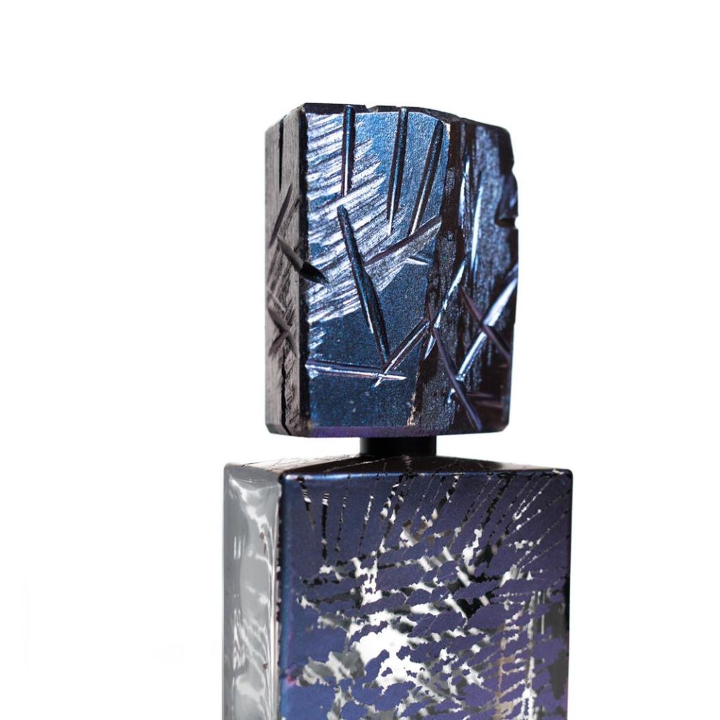 Filippo Sorcinelli Perfumes born in 2014; dedicated to the artistic passions of their creator:
  Gothic art, music, photographyÃ¢â‚¬Â¦the fog.Shop at fragrapedia.com